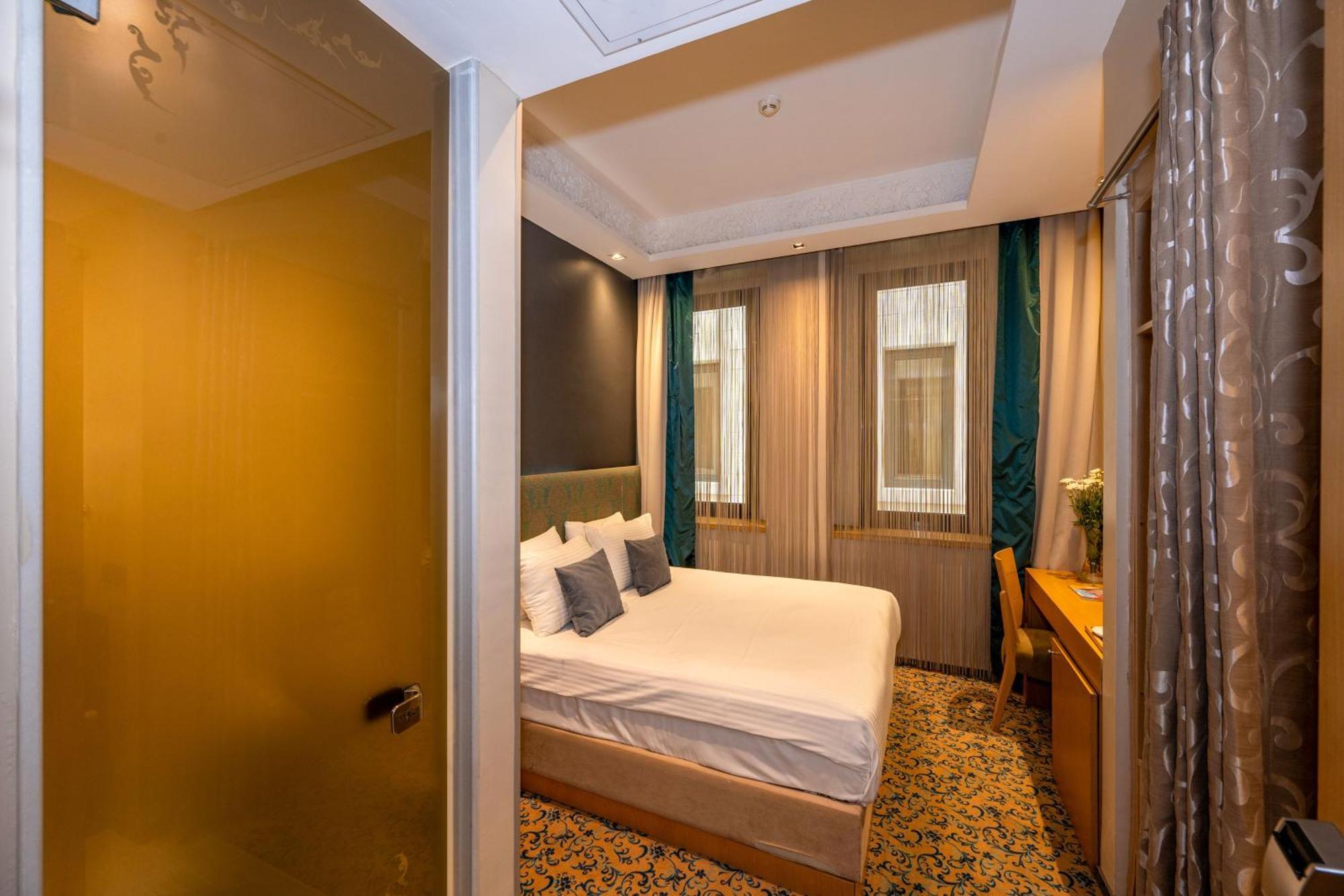 Otel Pera Tulip & İstanbul